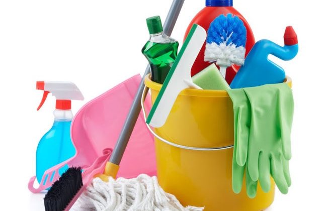 Berbagai Alat Cleaning Service yang Digunakan Petugas Kebersihan