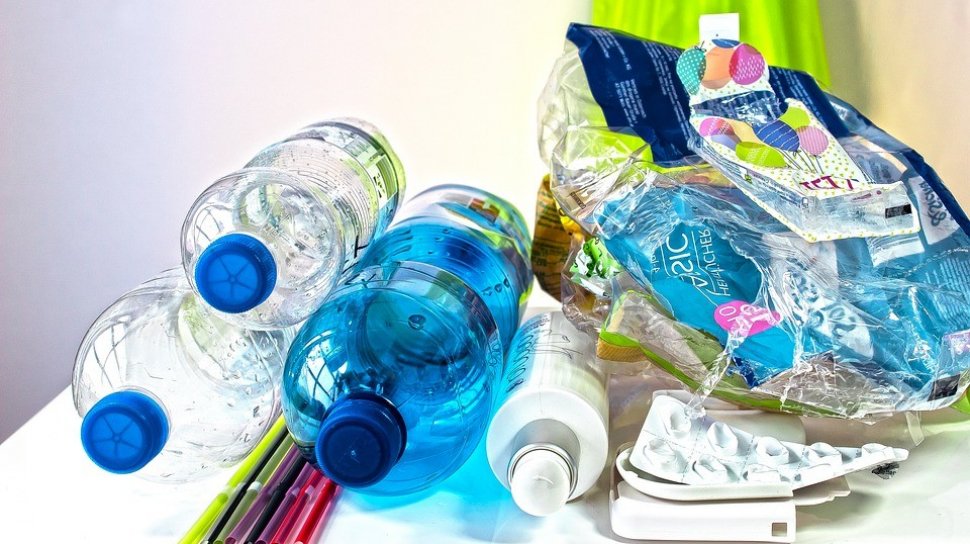 Cara  mendaur ulang Sampah plastik